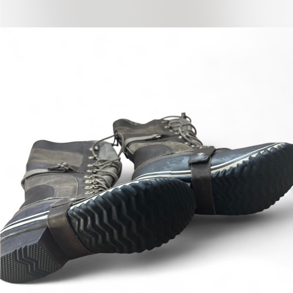 Sorel Women's Lace Up Boots - Picture 7 of 8